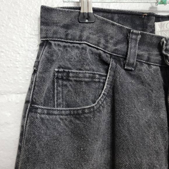 VTG Highwaist Black Denim Jeans - Picture 5 of 10